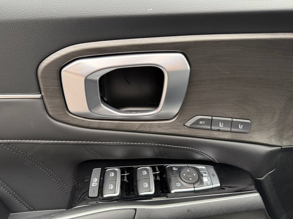New 2026 Kia Sorento SX Prestige AWD/4WD image 11