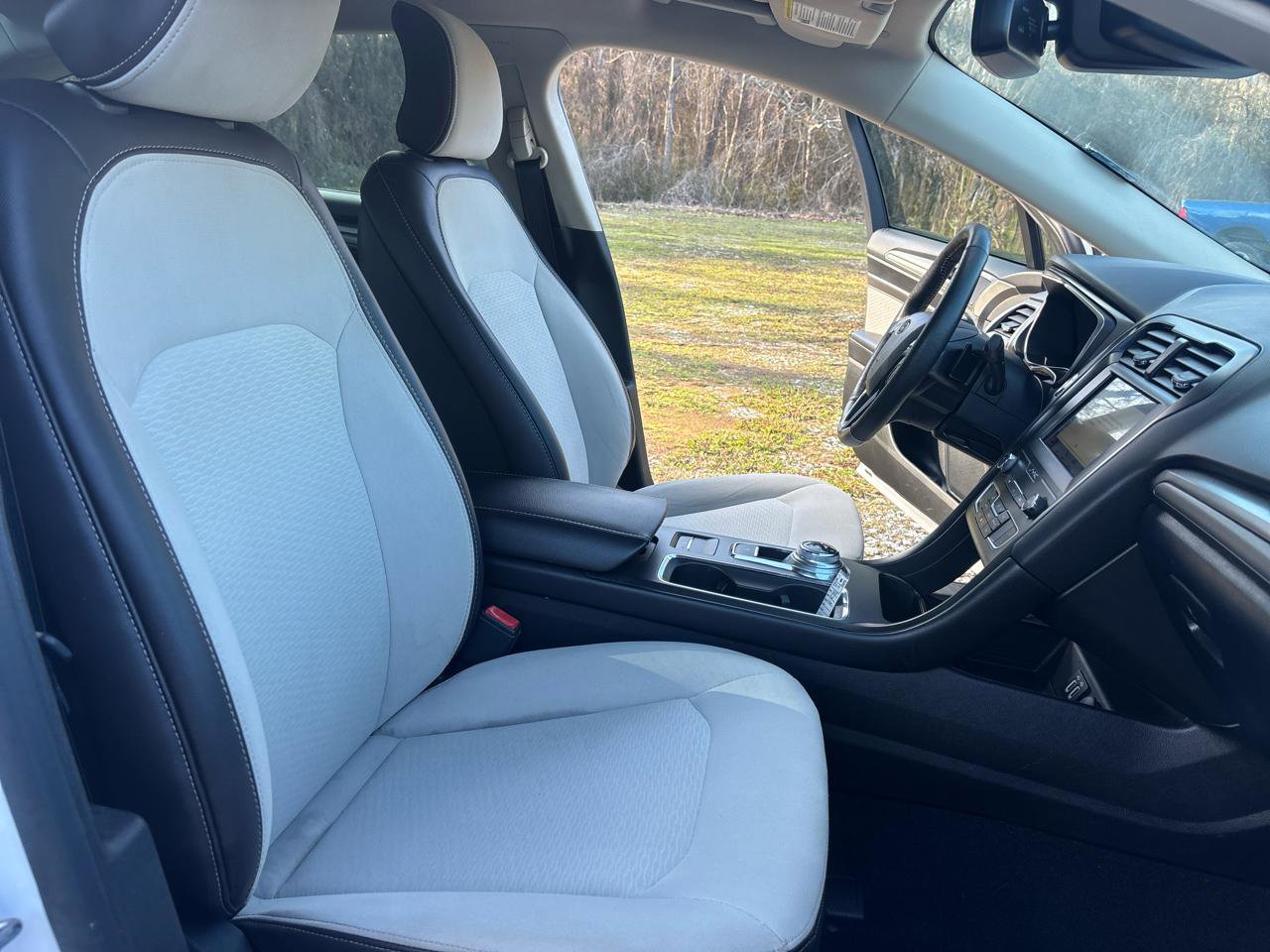 Used 2019 Ford Fusion SE w/ Equipment Group 151A image 13