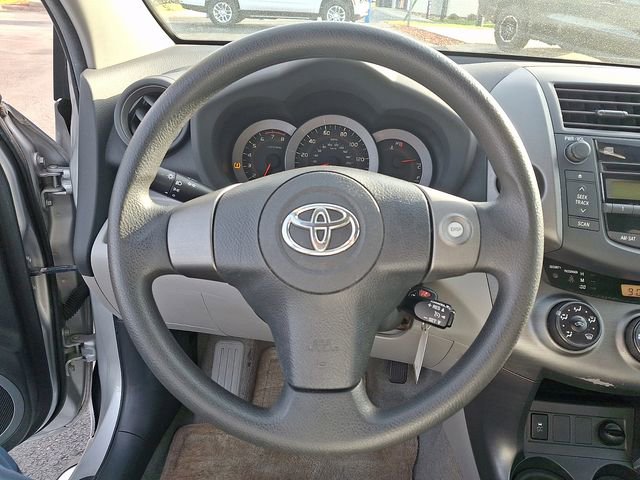 Used 2011 Toyota RAV4 2WD w/ Base L4 Extra Value Pkg image 18