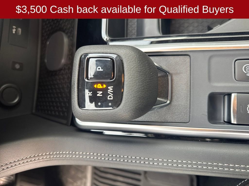 New 2026 Nissan Pathfinder Platinum image 25