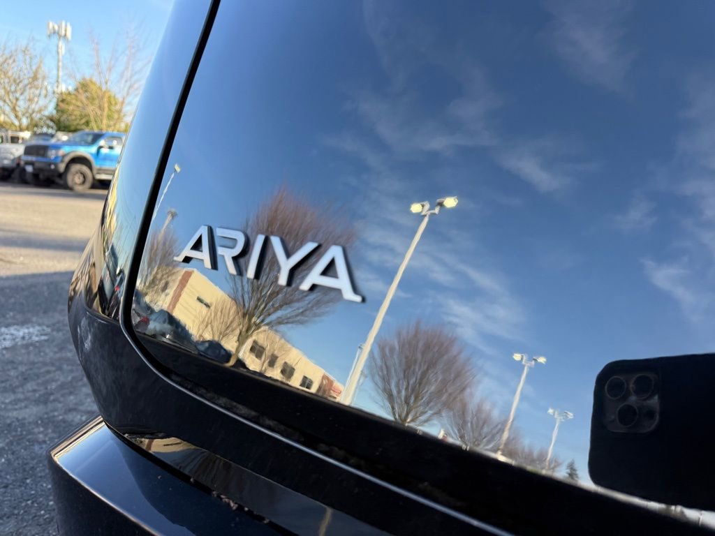 Used 2023 Nissan Ariya FWD image 8