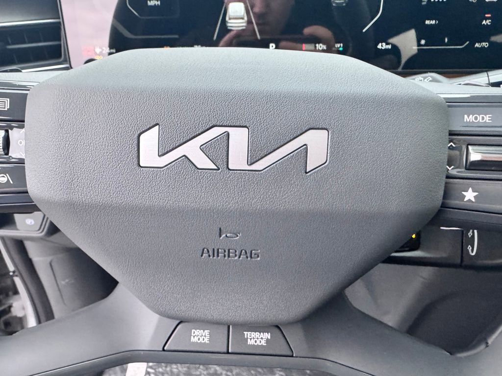 New 2026 Kia EV9 Land w/ Nightfall Edition Package AWD/4WD image 16