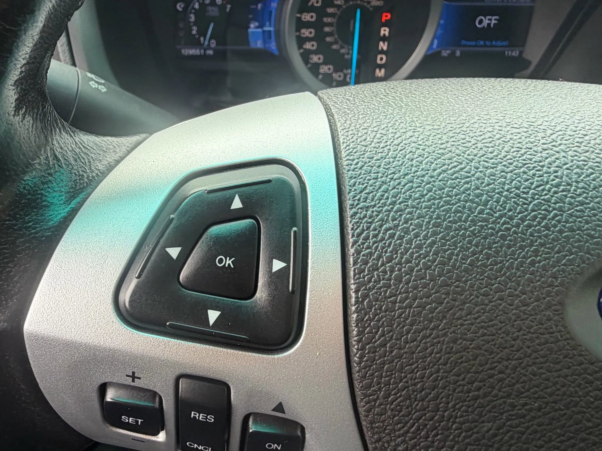 Used 2013 Ford Explorer Limited image 21