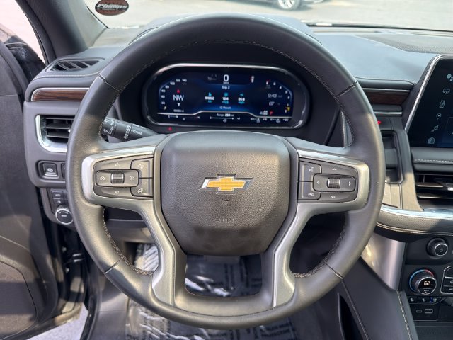 Used 2024 Chevrolet Tahoe Premier AWD/4WD image 16