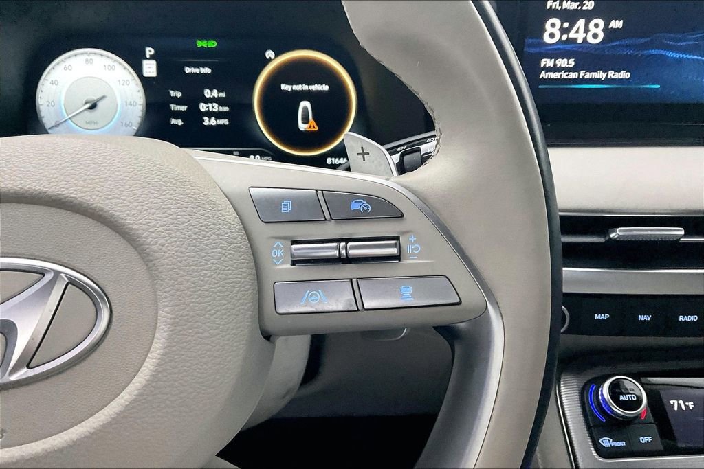 Used 2023 Hyundai Palisade Calligraphy image 25