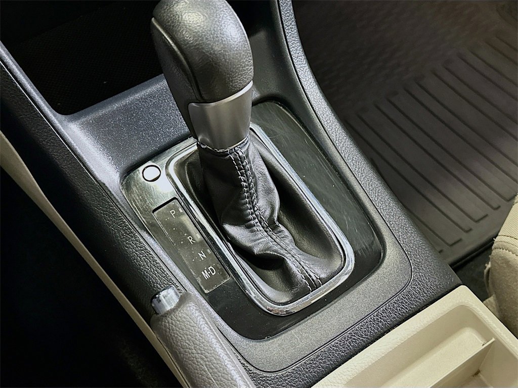 Used 2016 Subaru Impreza 2.0i Sport Premium image 17