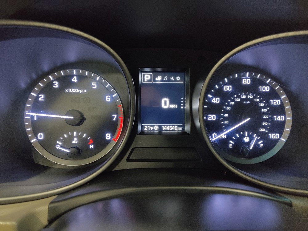 Used 2018 Hyundai Santa Fe Sport image 23