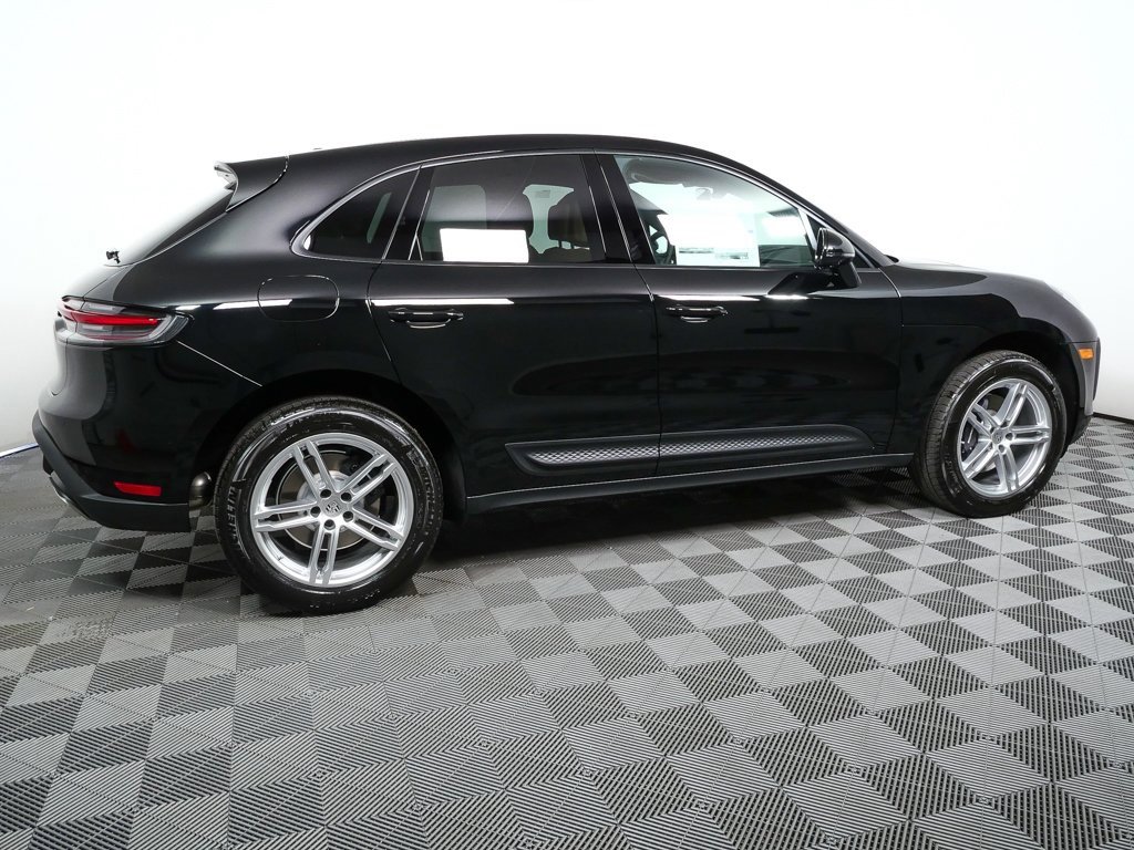 New 2026 Porsche Macan image 29