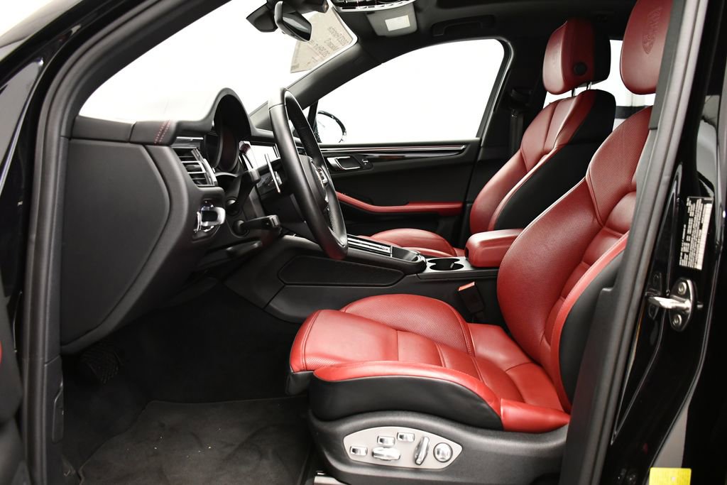 Used 2023 Porsche Macan S image 5