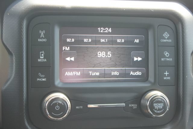 Used 2019 Jeep Wrangler Unlimited Sport S AWD/4WD image 5