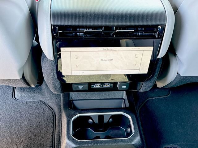 New 2026 Jeep Grand Wagoneer Summit image 19