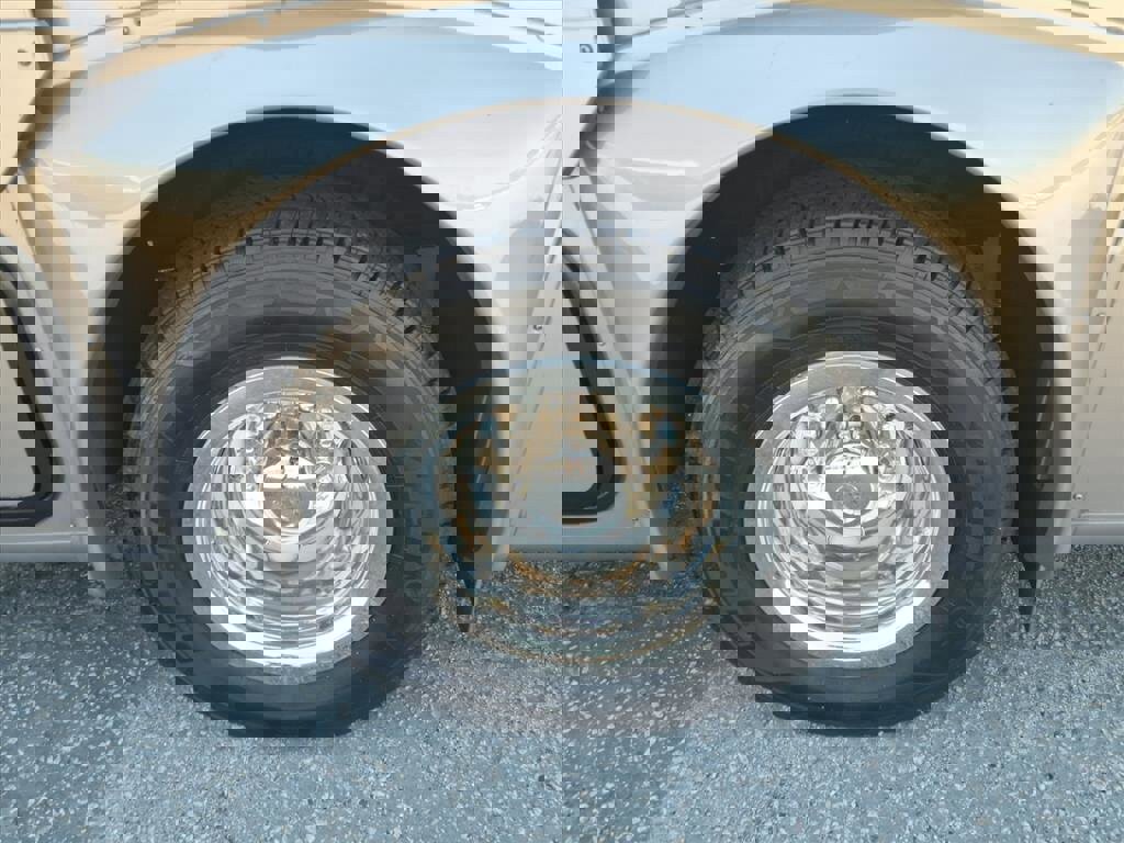 Used 2021 Ford E-350 and Econoline 350 Super Duty w/ Motorhome Prep Package image 10