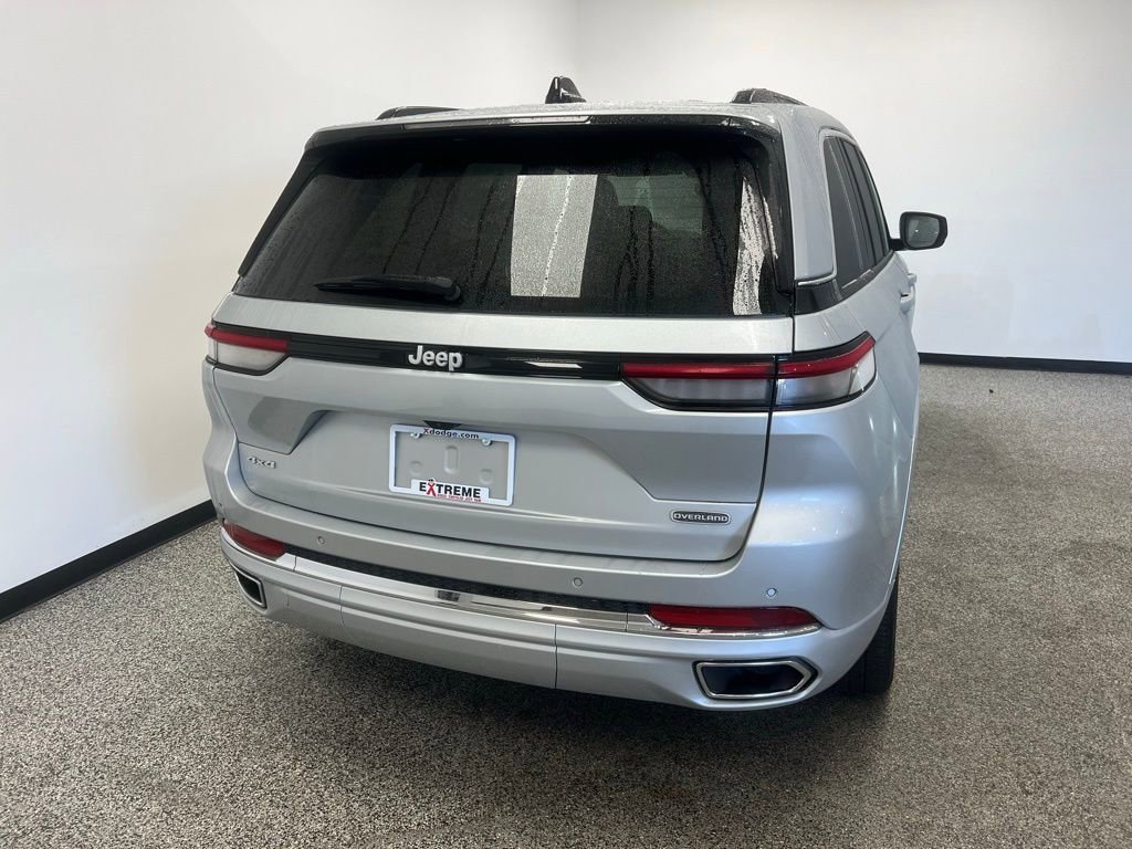 Used 2024 Jeep Grand Cherokee Overland image 6
