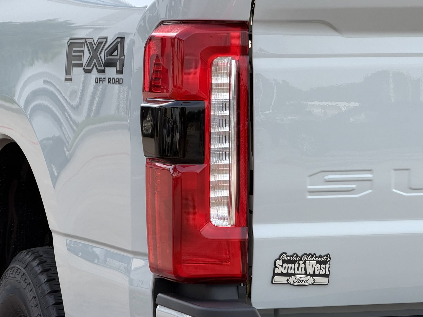 New 2026 Ford F350 Lariat w/ Black Appearance Package AWD/4WD image 11