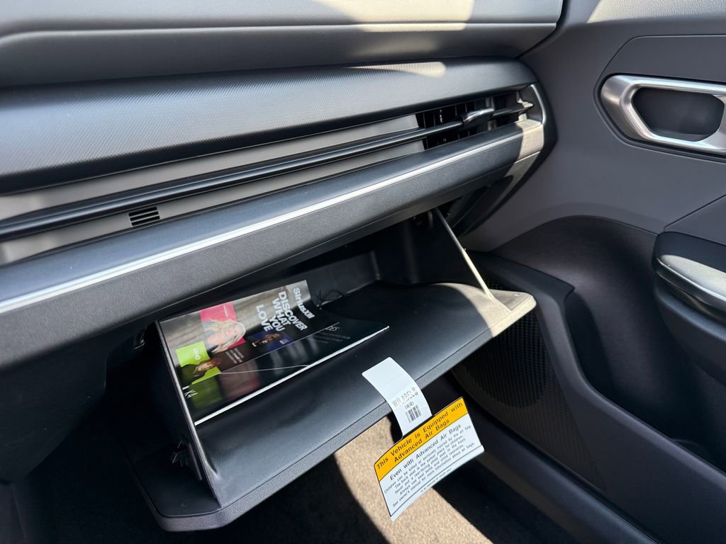 New 2025 Kia K4 FWD image 29