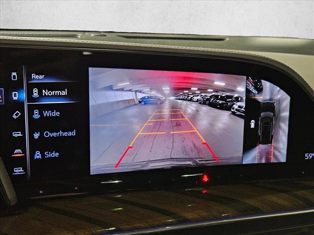 Used 2021 Cadillac Escalade ESV Premium Luxury Platinum image 14