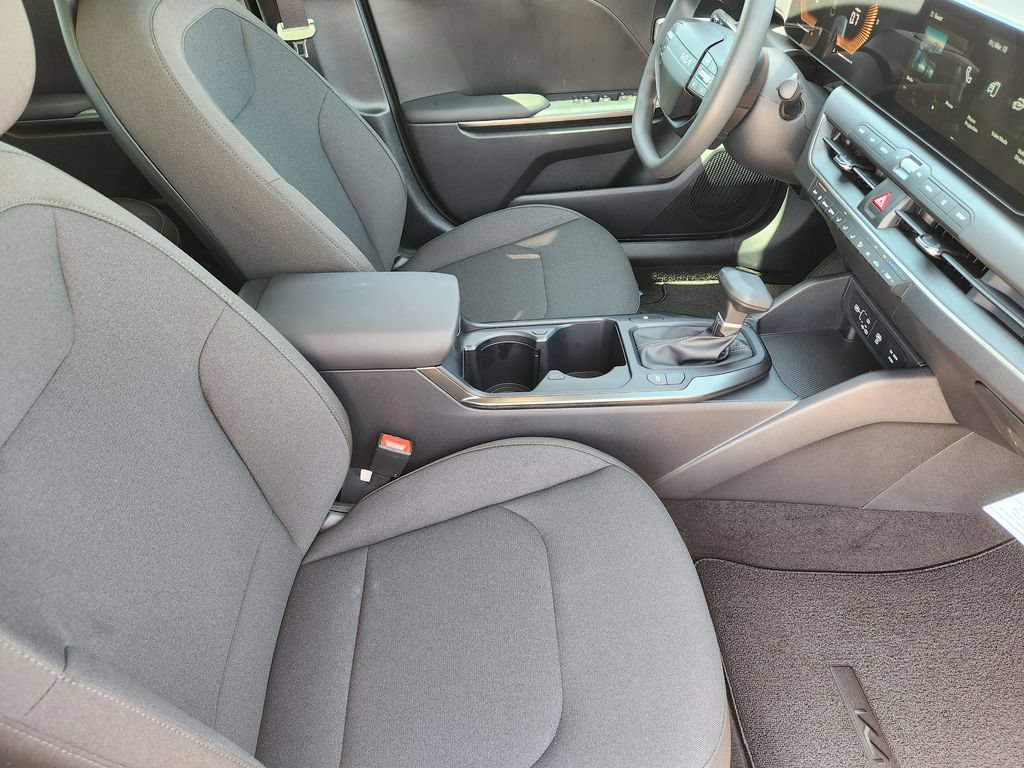 New 2026 Kia K4 FWD image 10