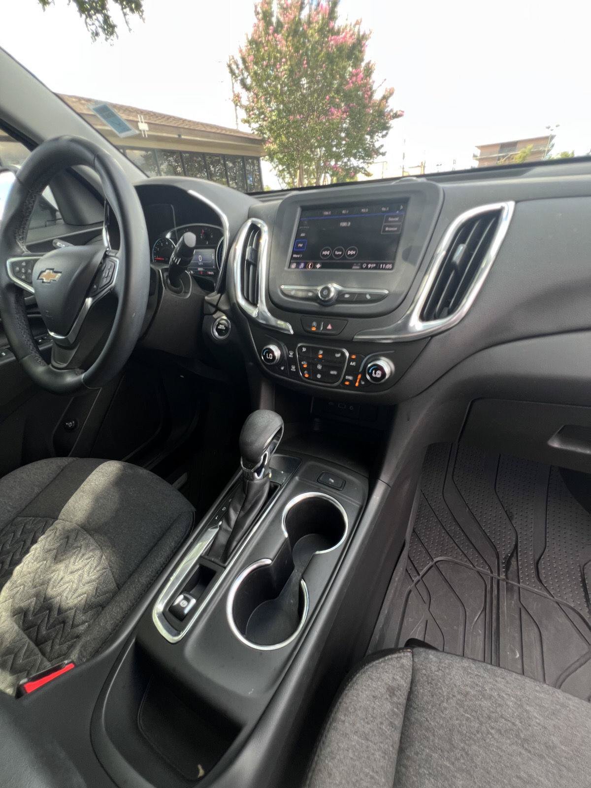 Used 2024 Chevrolet Equinox LT w/ LPO, Floor Liner Package FWD image 24