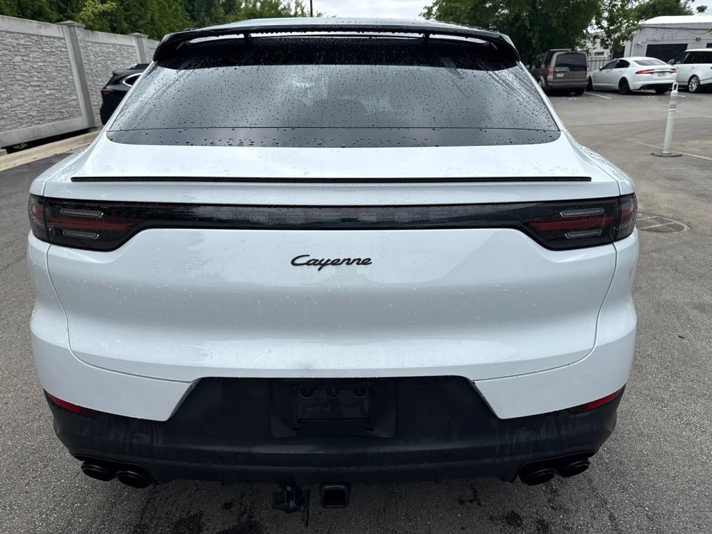Used 2022 Porsche Cayenne Platinum Edition AWD/4WD image 4