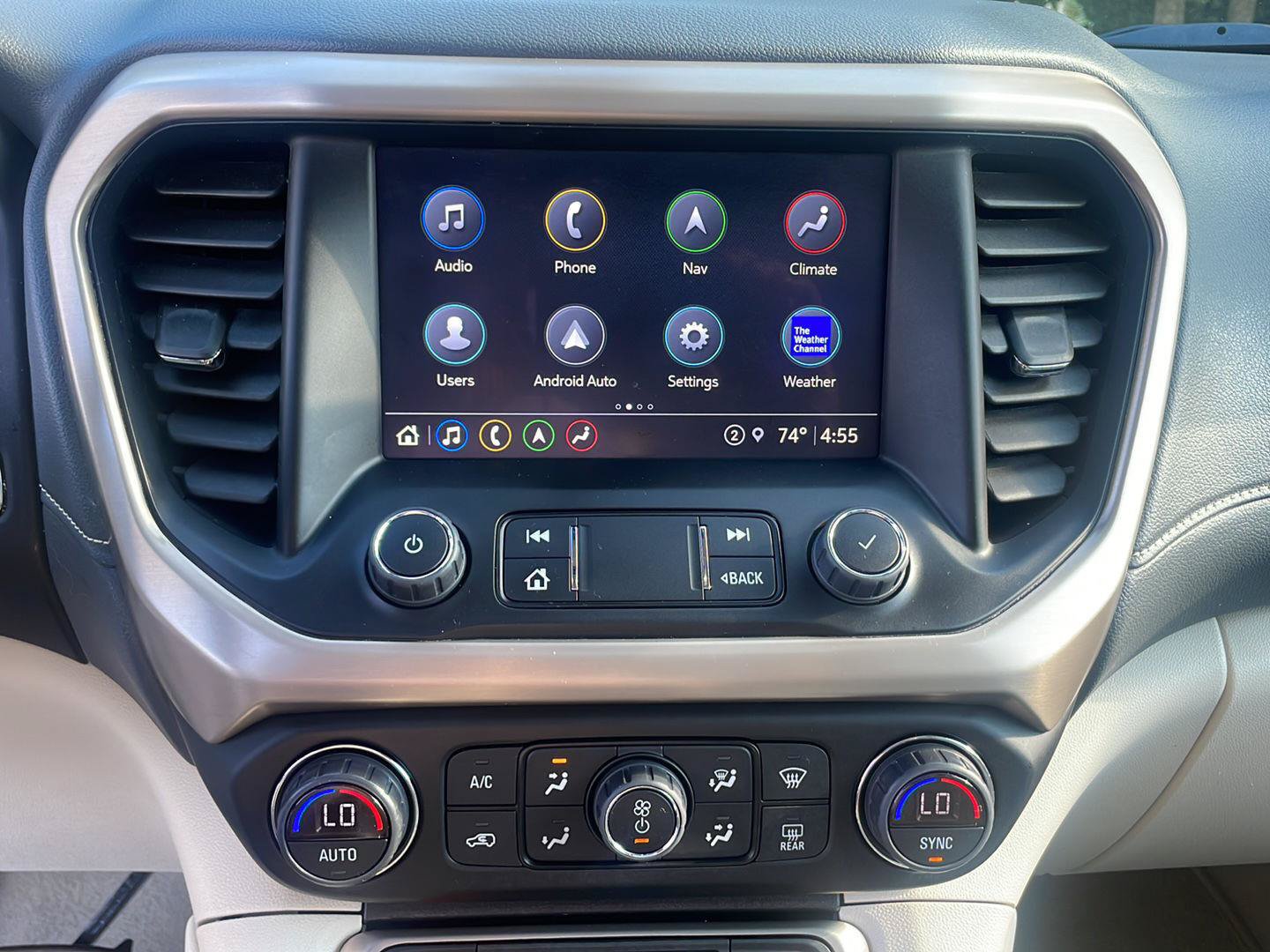 Used 2022 GMC Acadia Denali w/ Denali Ultimate Package AWD/4WD image 19