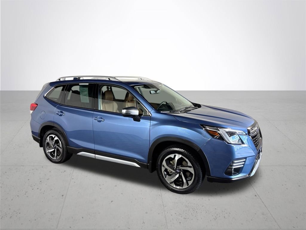 Certified 2023 Subaru Forester Touring AWD/4WD image 5