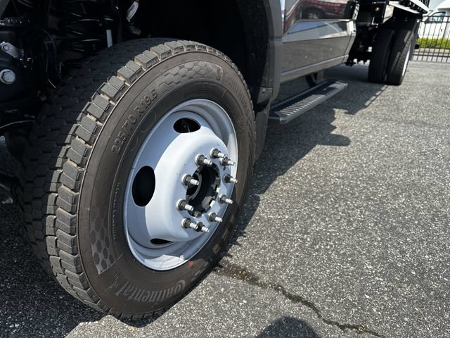 New 2026 Ford F550 4x4 Regular Cab Super Duty image 12