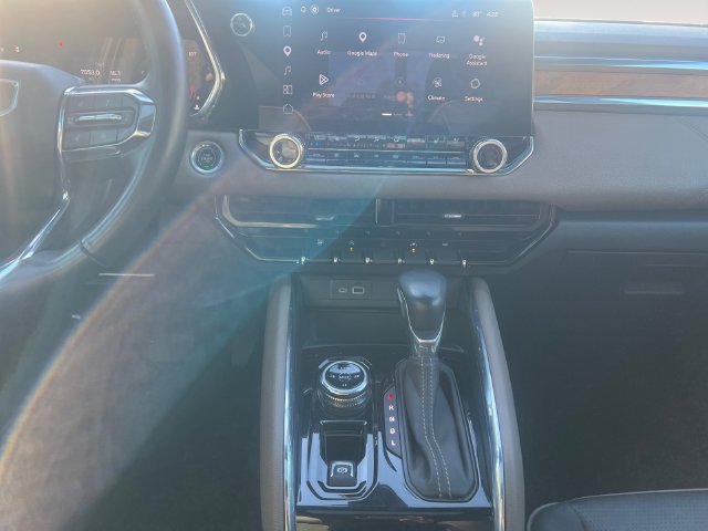 Used 2023 GMC Canyon Denali AWD/4WD image 15