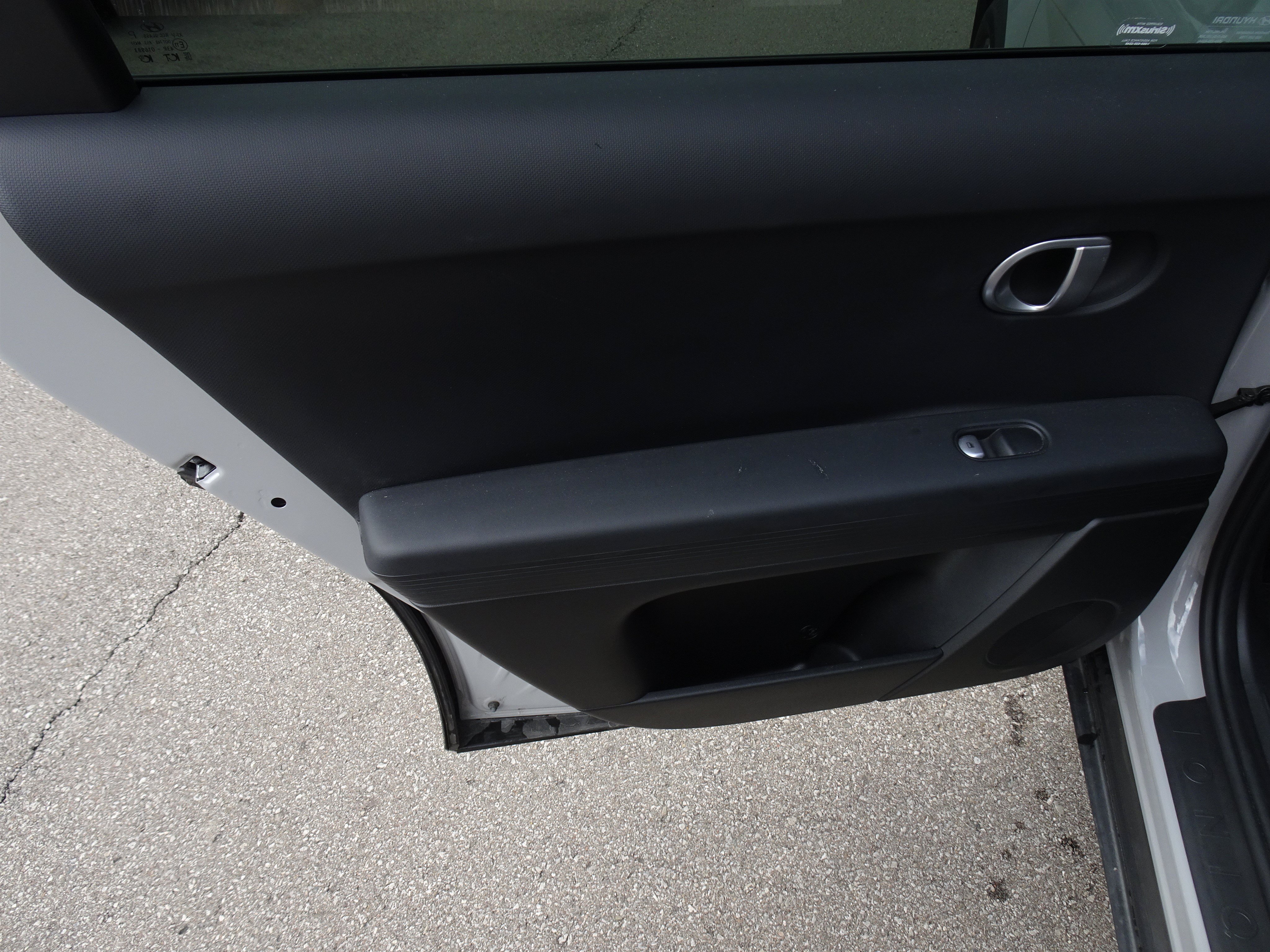Used 2023 Hyundai Ioniq 5 SE RWD image 15