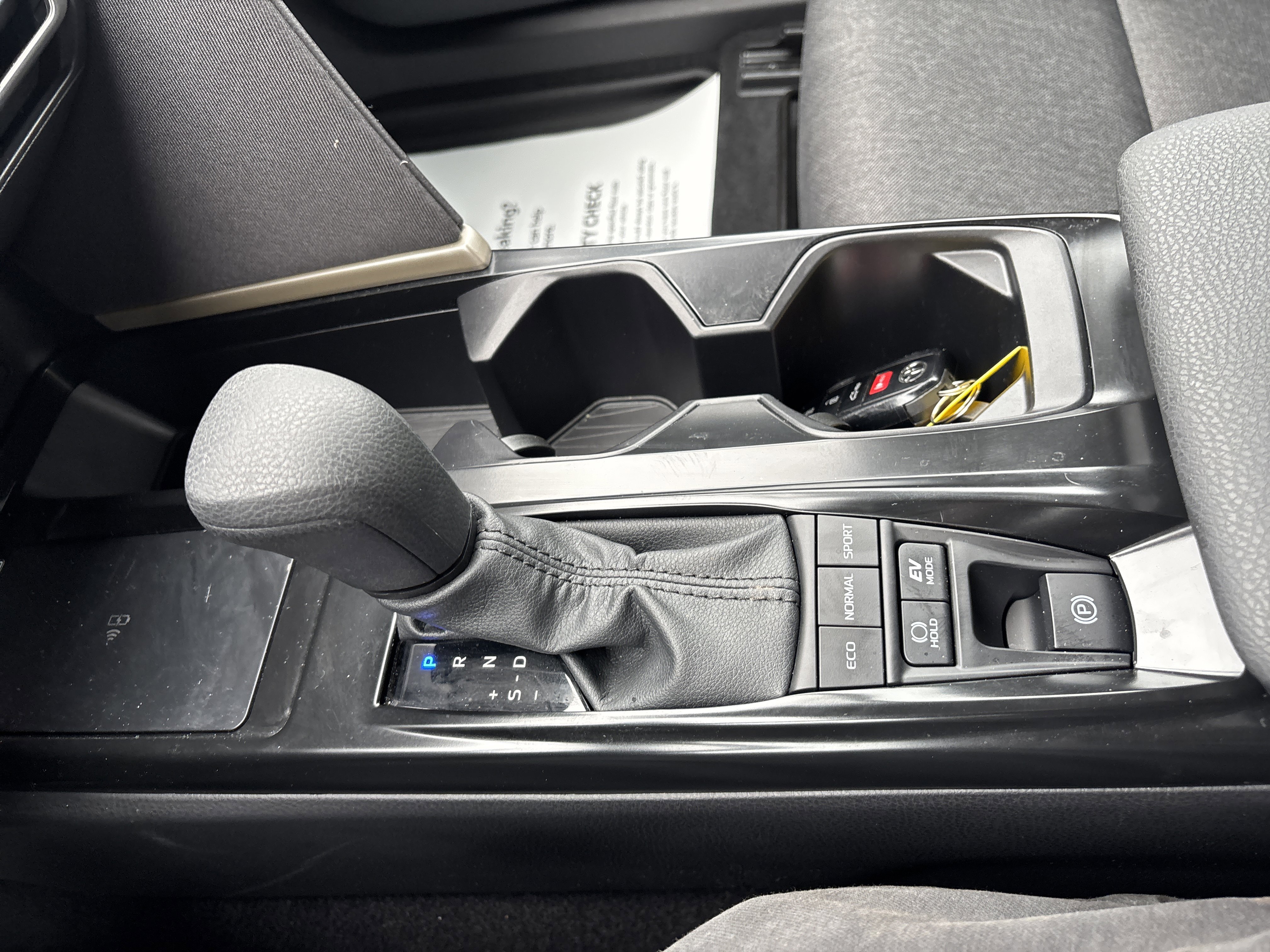 Certified 2025 Toyota Camry LE FWD image 24