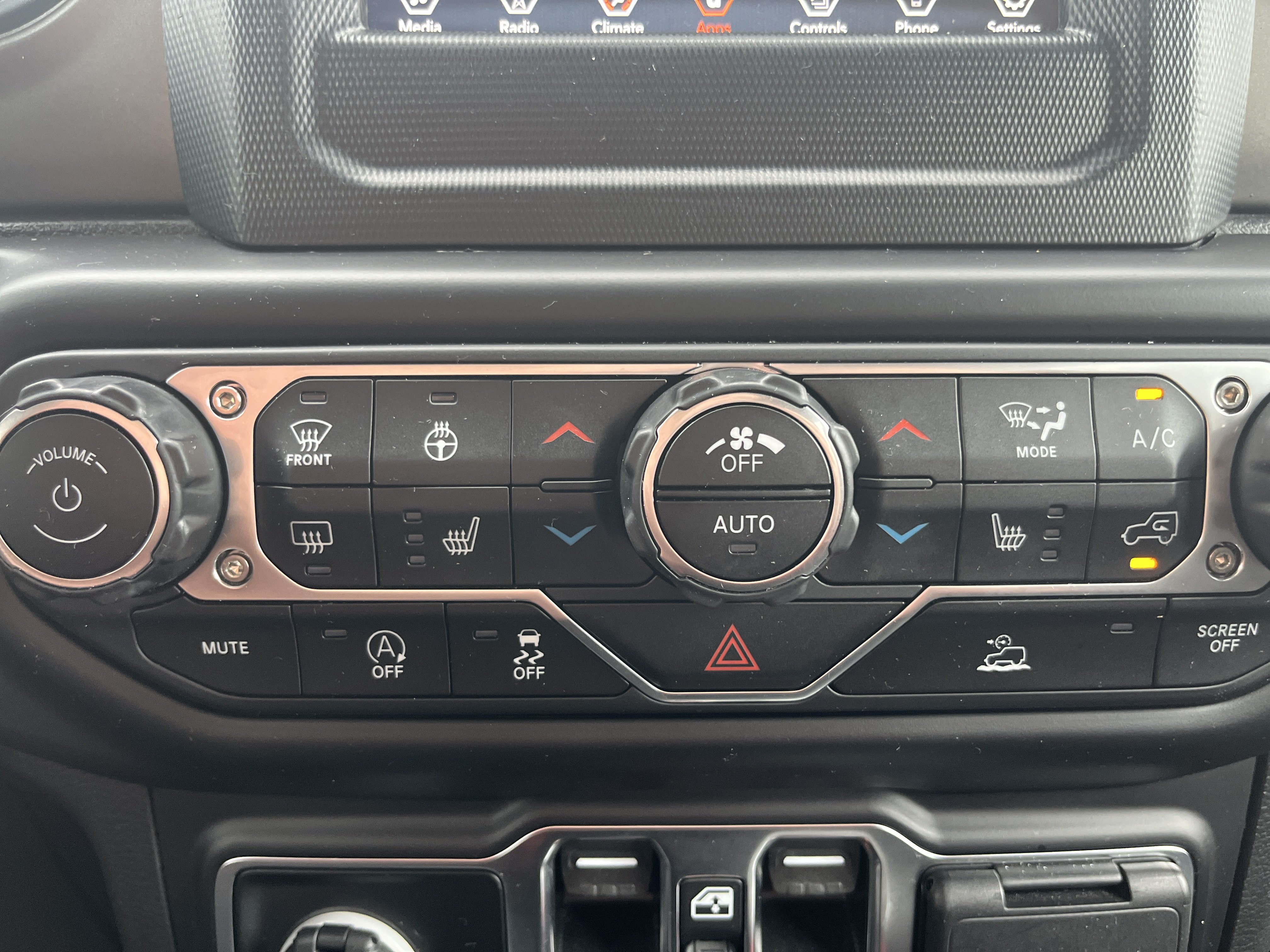 Used 2022 Jeep Gladiator Sport AWD/4WD image 28