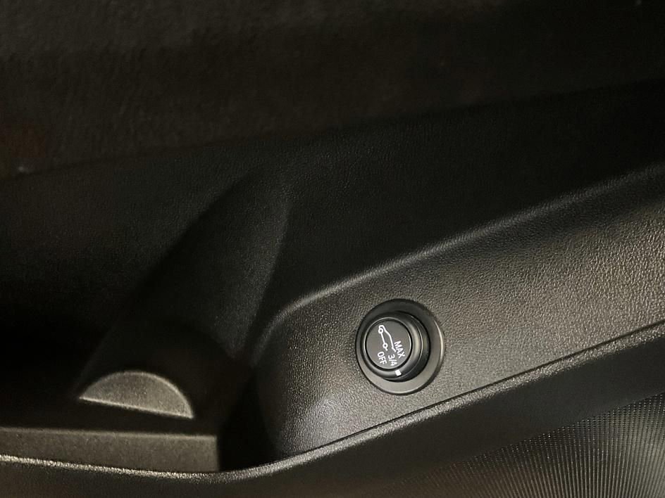 Used 2024 Chevrolet Equinox LT image 30