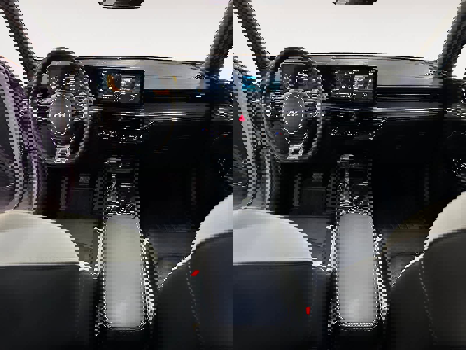 Used 2025 Kia K5 GT-Line w/ GT-Line Premium Package image 14