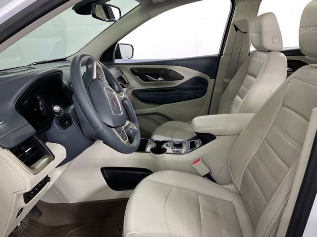 Used 2024 GMC Terrain Denali w/ Denali Premium Package image 29