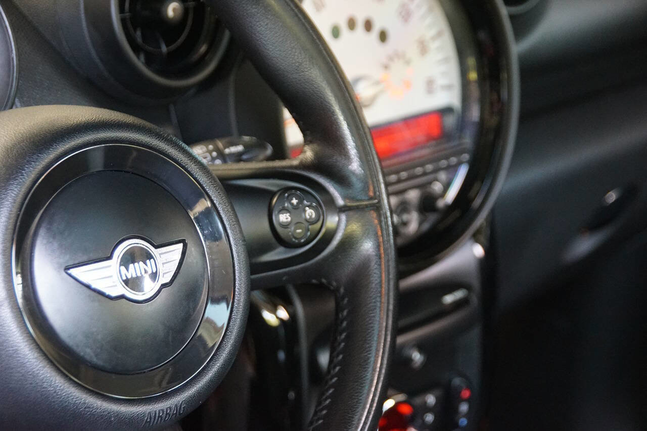 Used 2013 MINI Cooper Countryman S FWD image 27