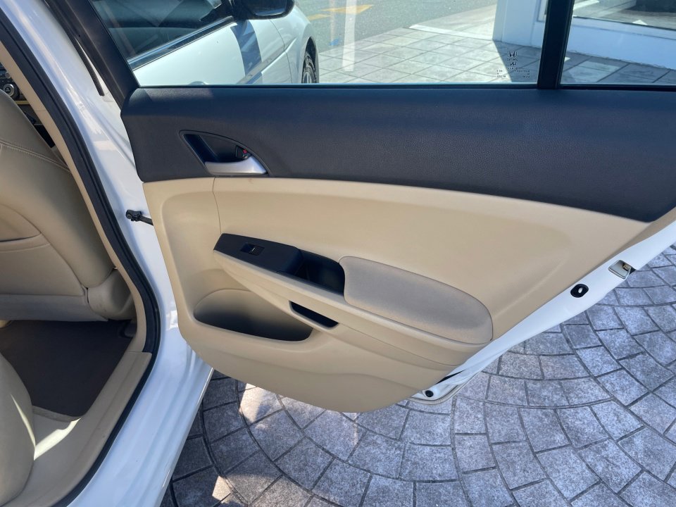 Used 2012 Honda Accord SE image 36