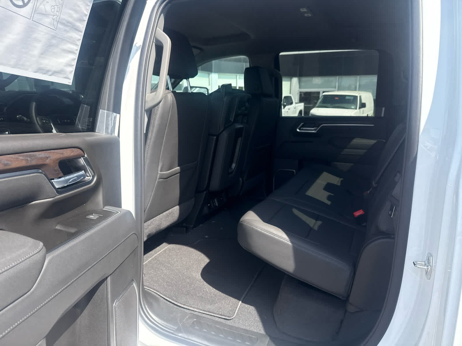 New 2026 GMC Sierra 2500 SLT AWD/4WD image 23