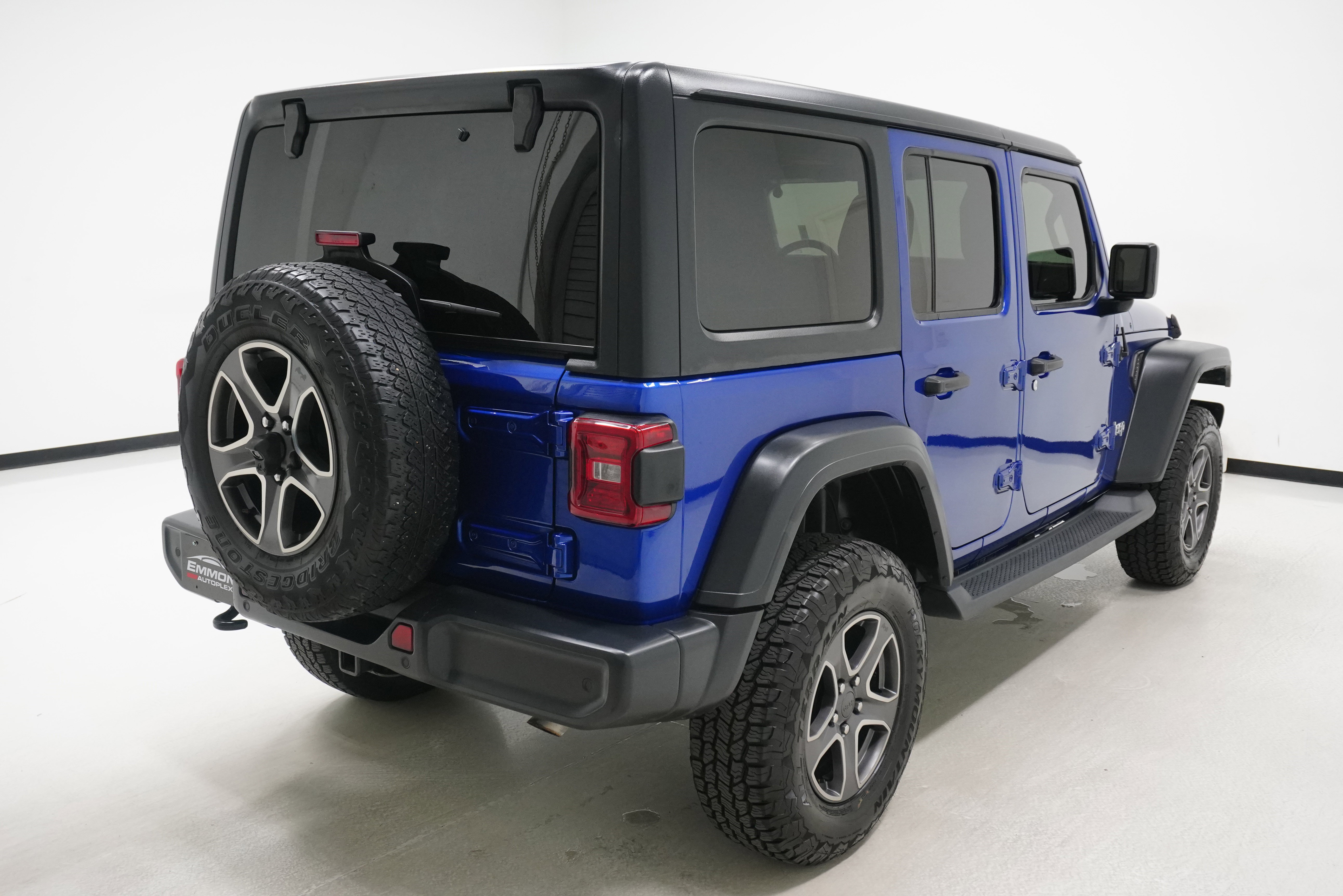 Used 2019 Jeep Wrangler Unlimited Sport S image 2