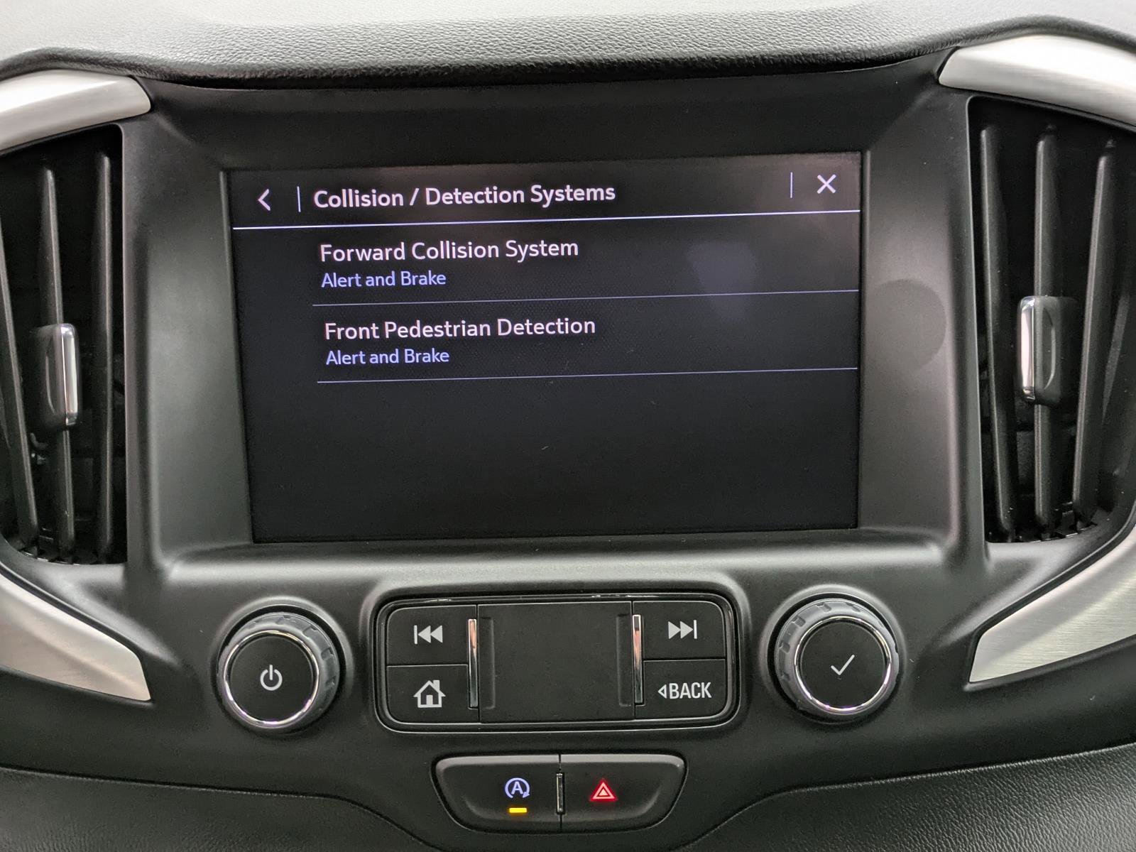 Used 2024 GMC Terrain SLT image 7