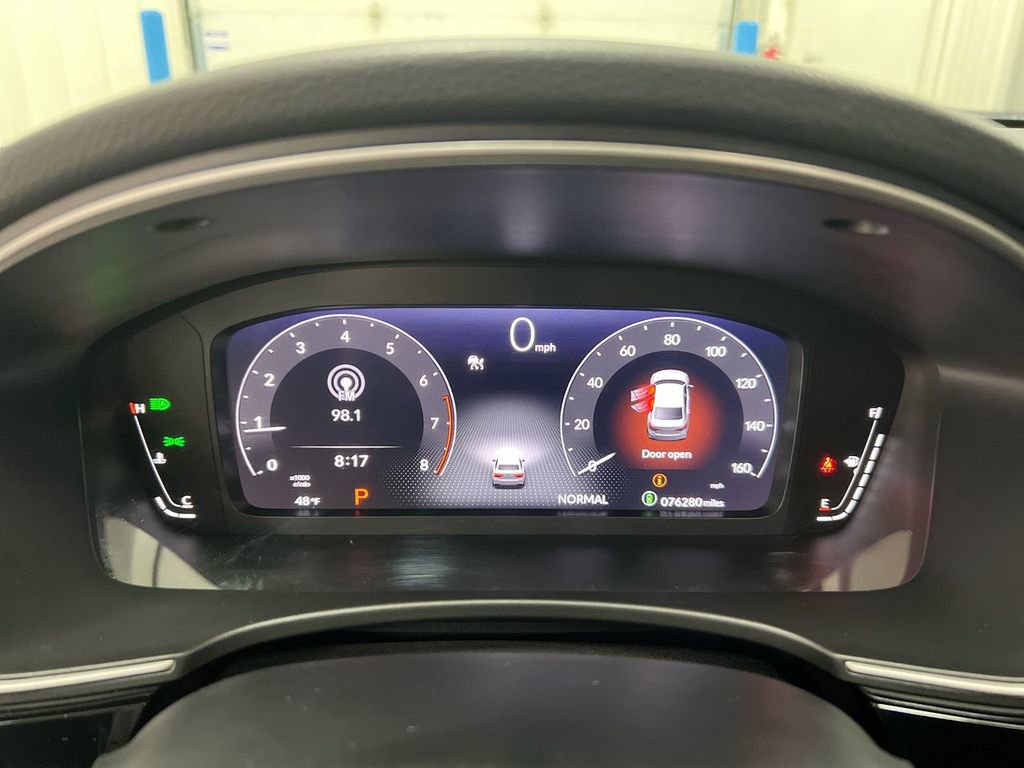 Used 2022 Honda Civic Touring image 12