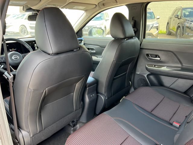 New 2026 Nissan Kicks SR w/ Cold Weather Package AWD/4WD image 33