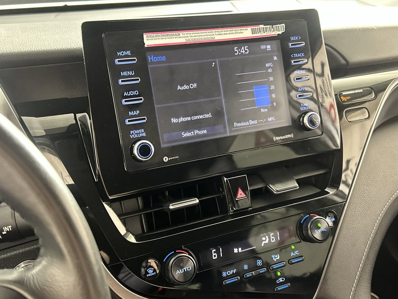 Used 2024 Toyota Camry SE w/ Convenience Package FWD image 18