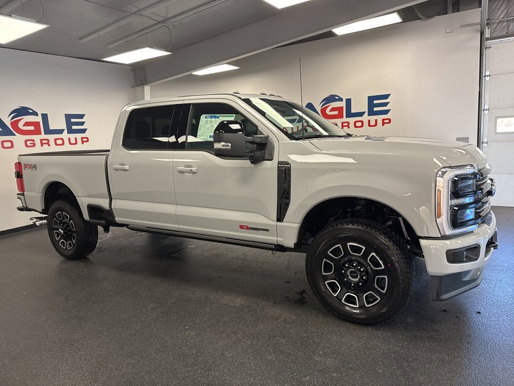 New 2026 Ford F350 4x4 Crew Cab Super Duty