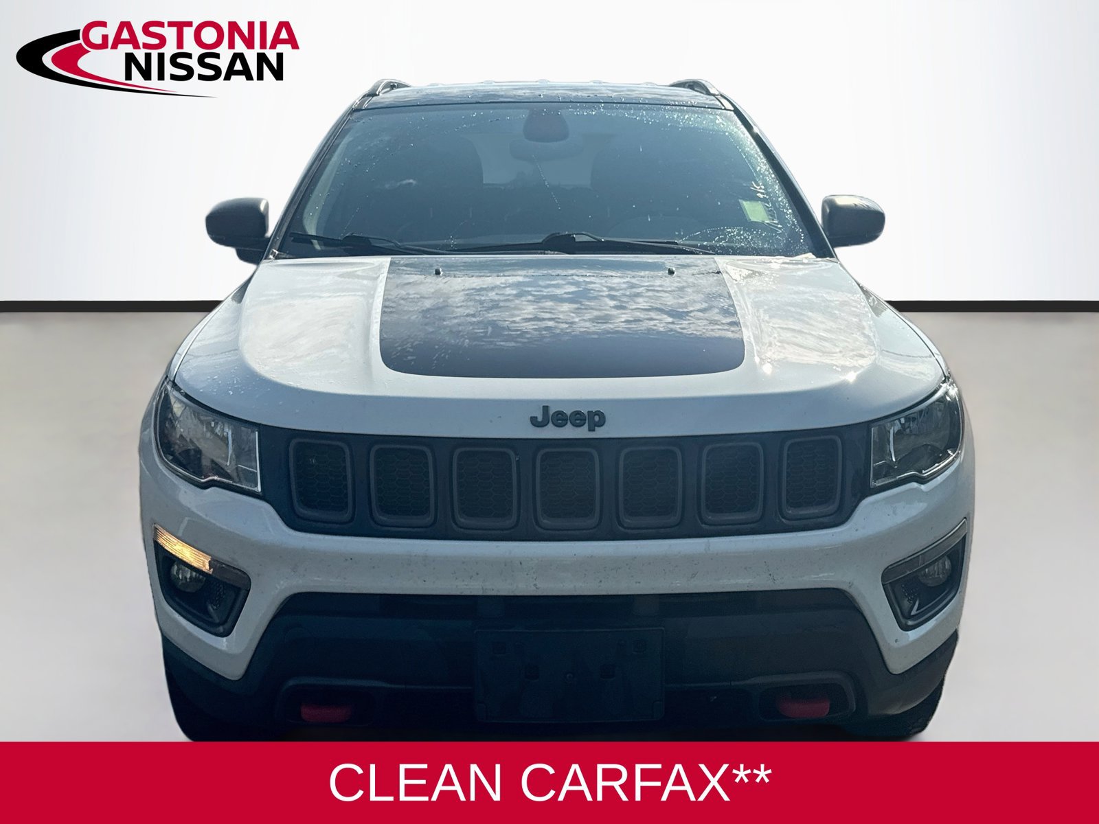 Used 2019 Jeep Compass Trailhawk w/ Cold Weather Group AWD/4WD image 2