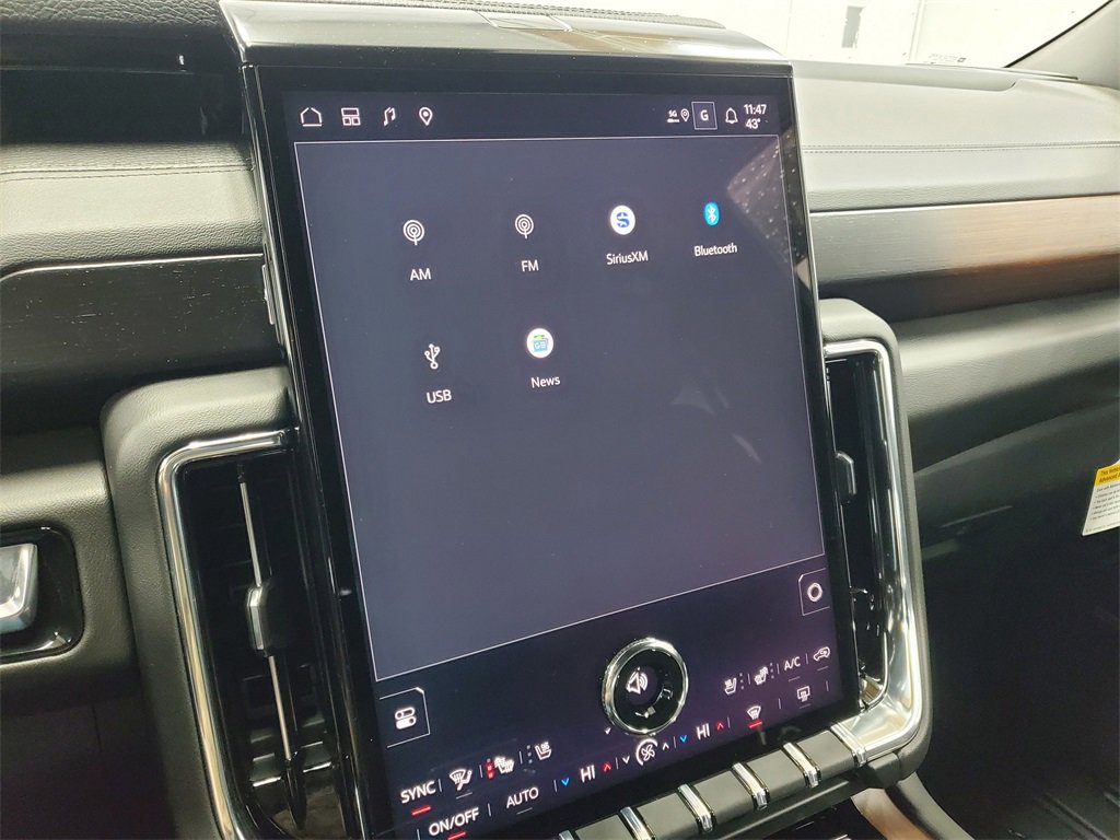 New 2026 GMC Yukon XL Denali w/ LPO, Floor Liner Package image 21