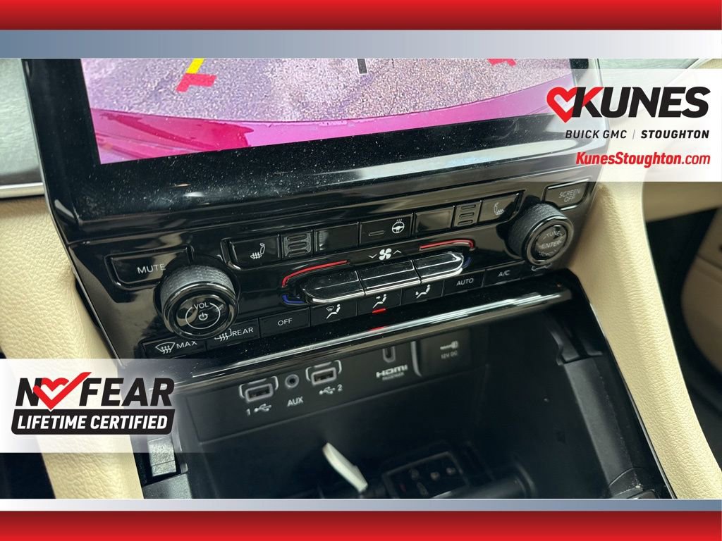 Used 2023 Jeep Grand Cherokee 4WD 4xe image 39