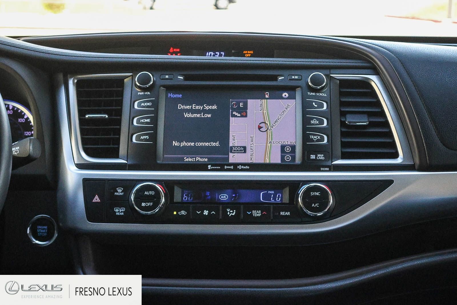 Used 2019 Toyota Highlander XLE w/ Carpet Mat Package (TMS) image 17