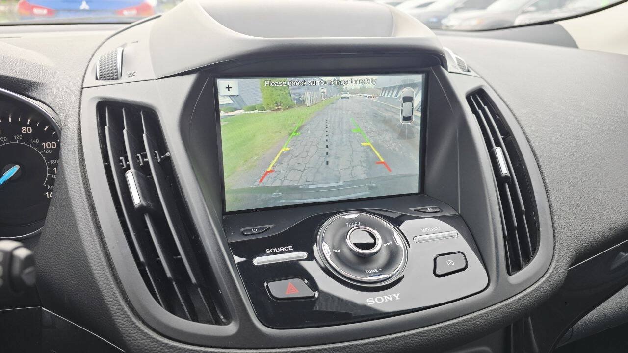 Used 2019 Ford Escape Titanium AWD/4WD image 18