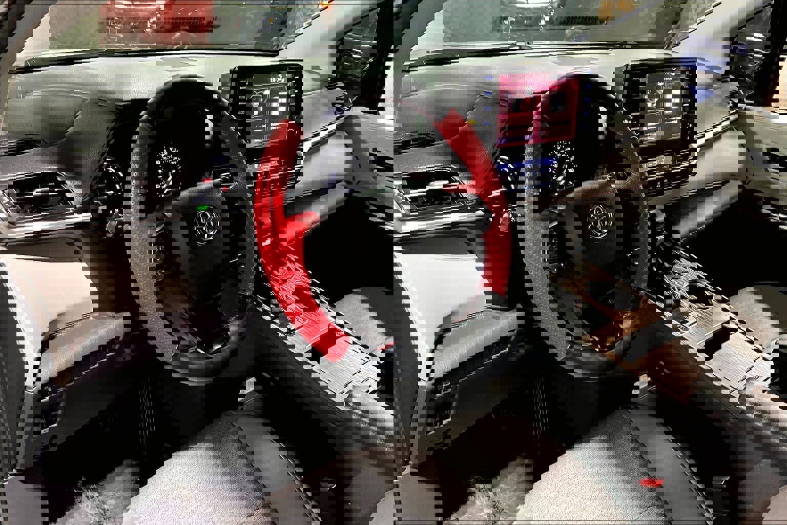 Certified 2022 Toyota Sienna LE image 17