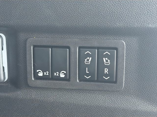 Used 2023 Chevrolet Tahoe Premier image 13