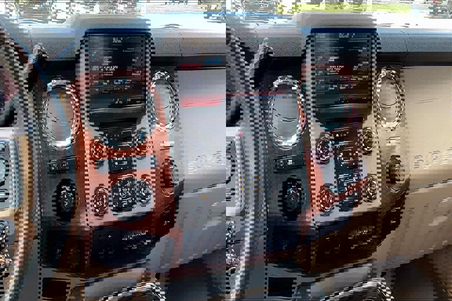 Used 2015 Ford F250 King Ranch image 7